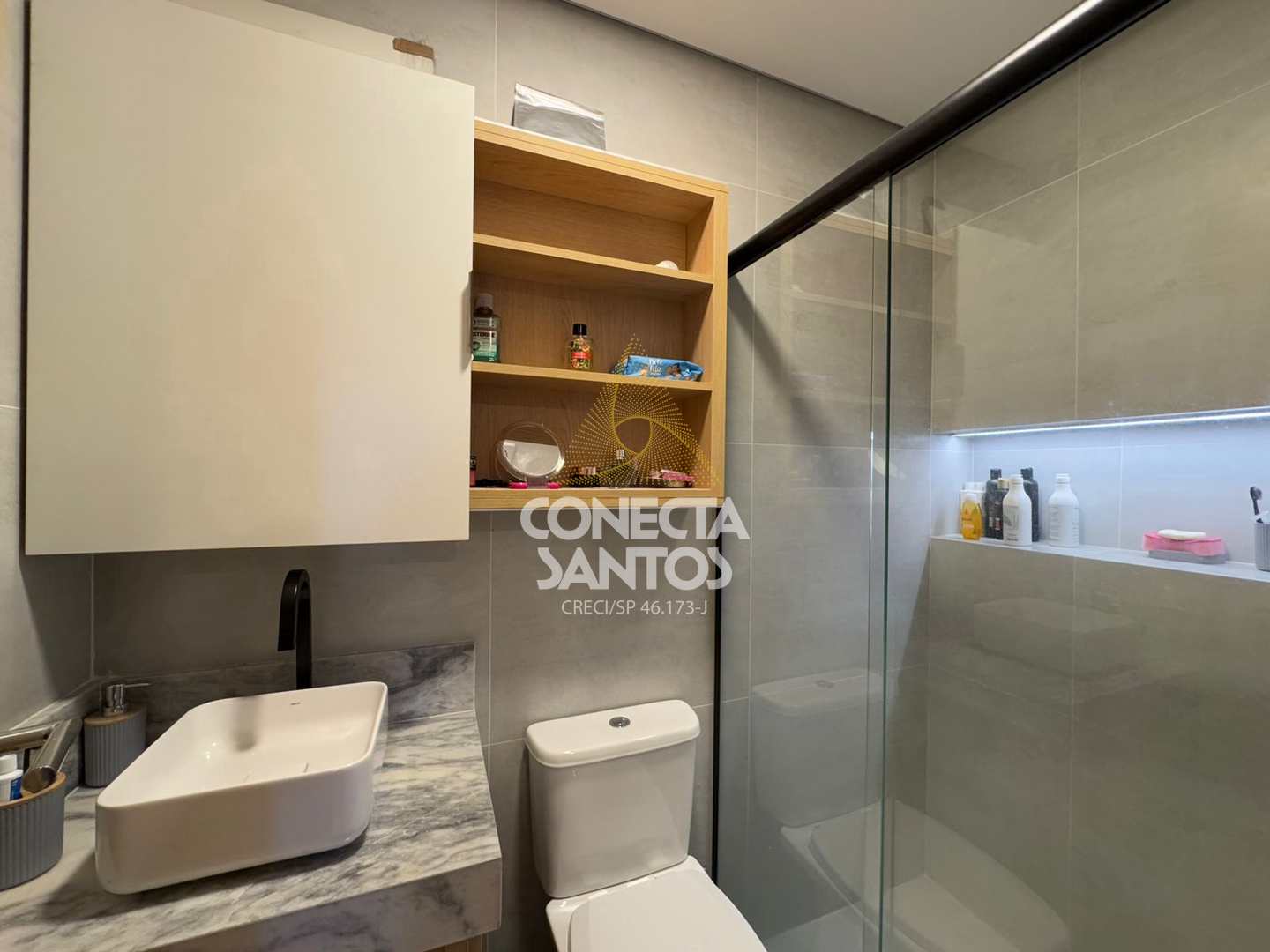 Apartamento à venda e aluguel com 2 quartos, 65m² - Foto 21