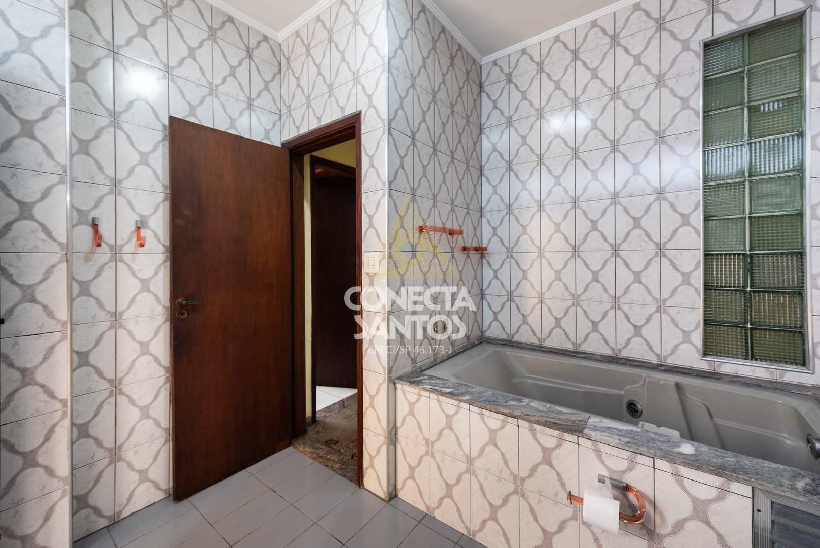 Casa à venda e aluguel com 3 quartos, 178m² - Foto 42