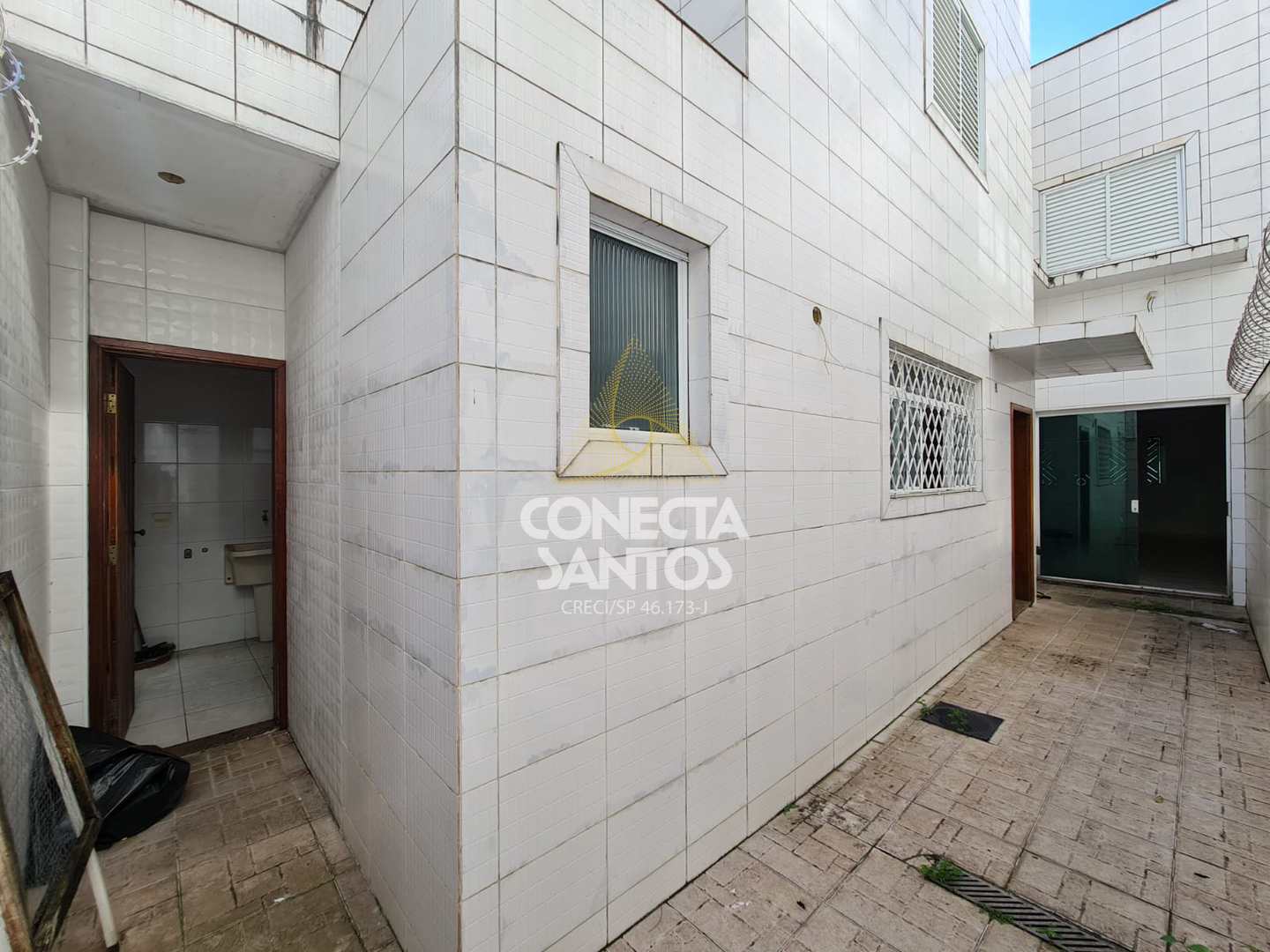 Casa à venda e aluguel com 4 quartos, 430m² - Foto 27