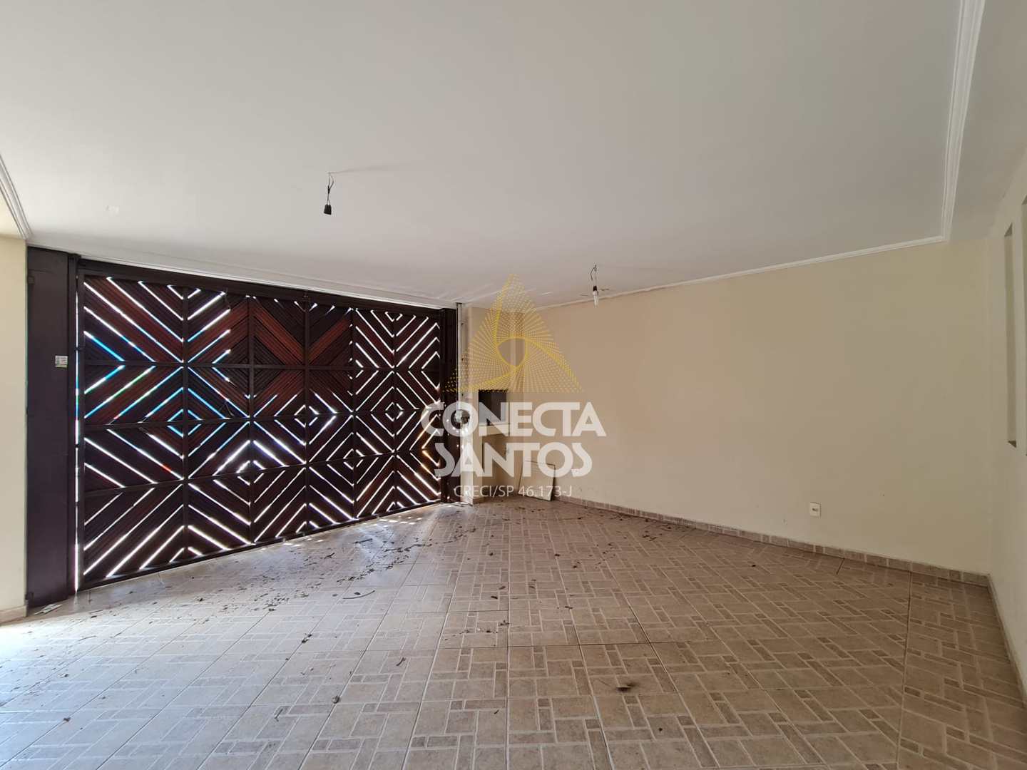 Casa à venda e aluguel com 4 quartos, 430m² - Foto 2