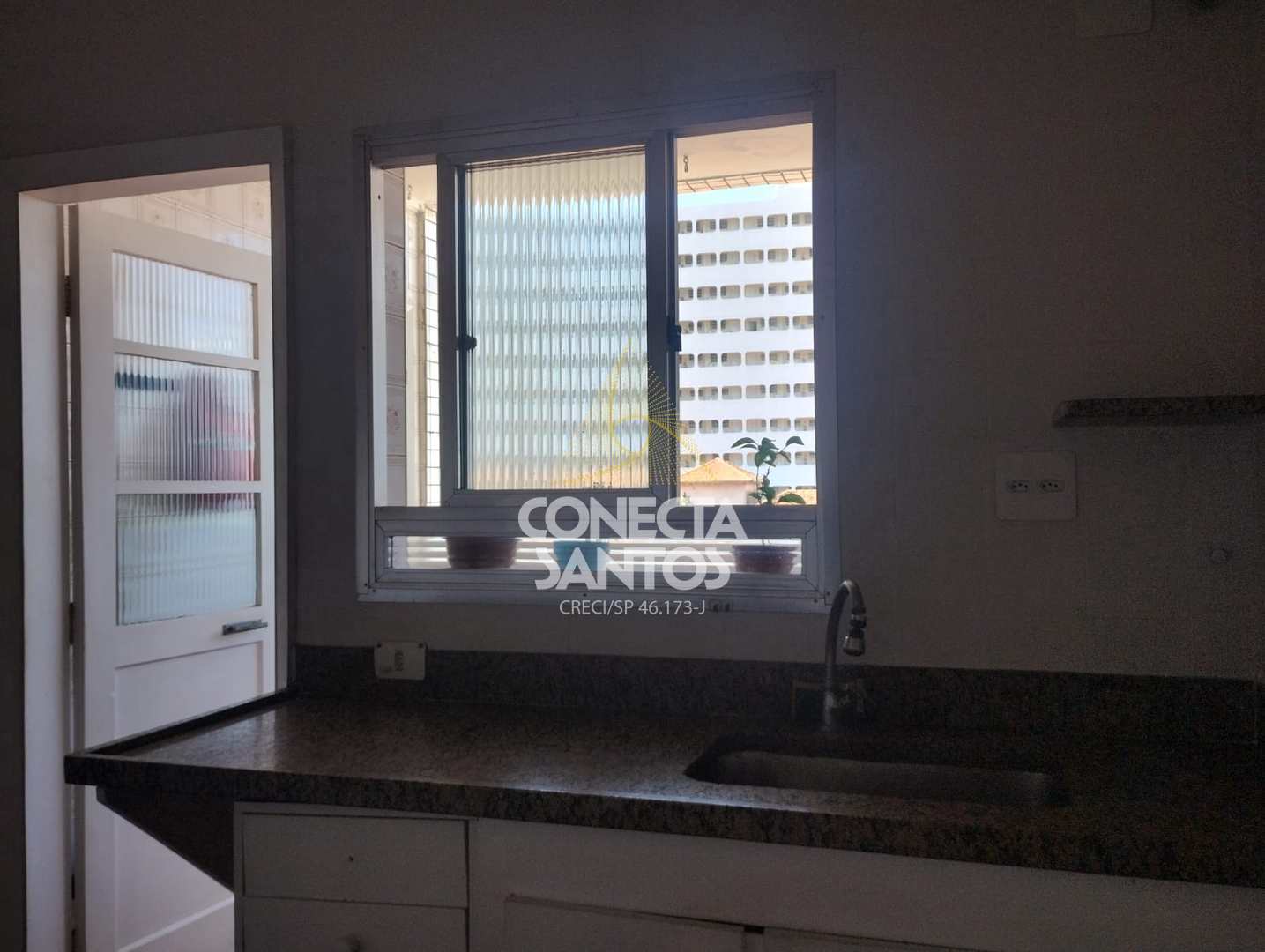 Apartamento para alugar com 3 quartos, 150m² - Foto 12
