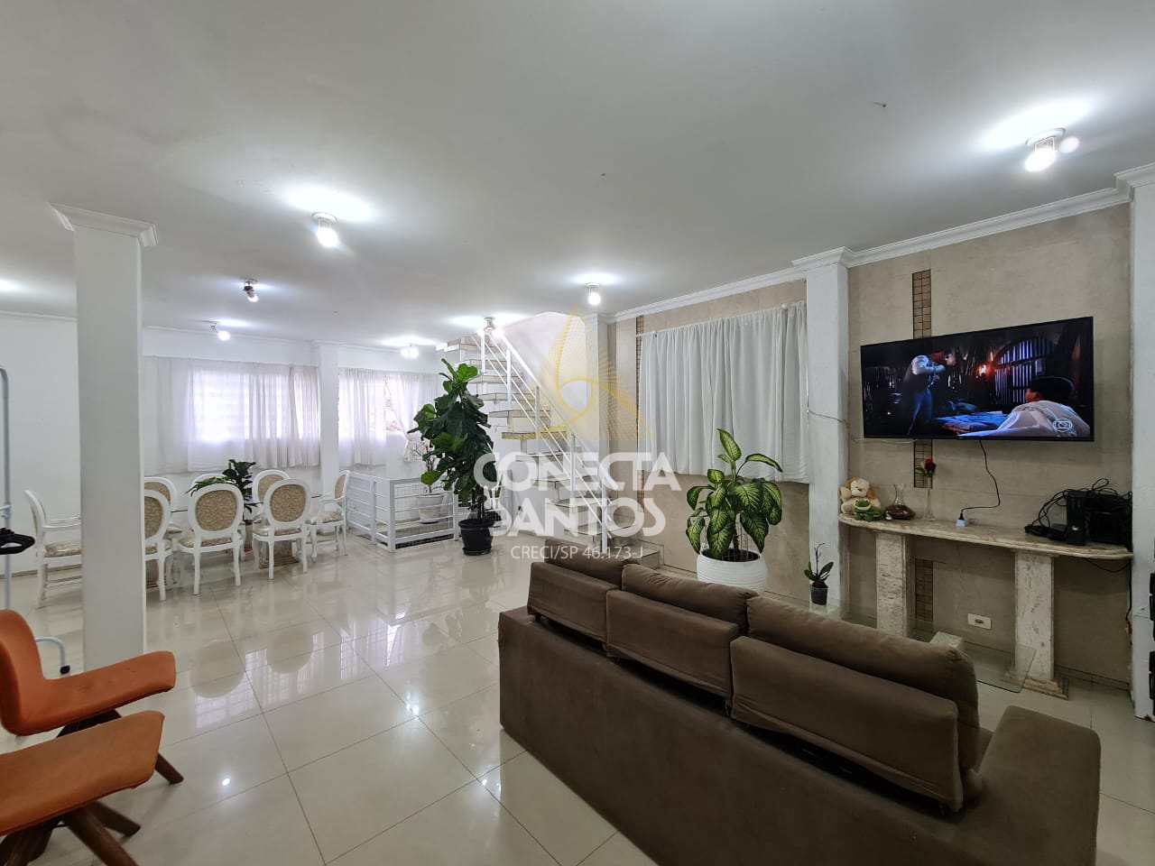 Casa, 4 quartos, 250 m² - Foto 1