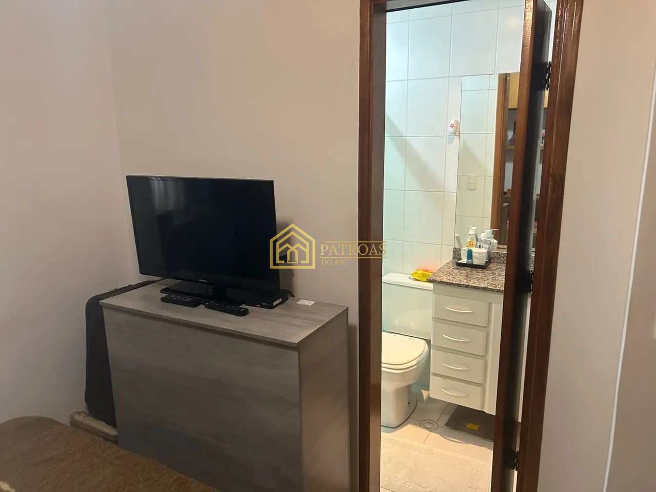 Apartamento à venda com 2 quartos, 67m² - Foto 15