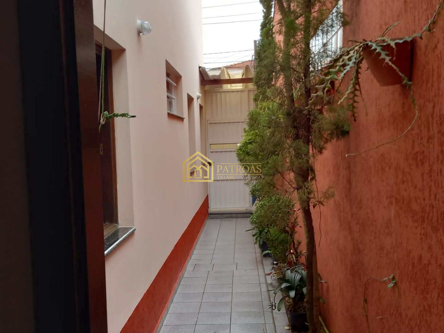 Sobrado à venda com 3 quartos, 250m² - Foto 11