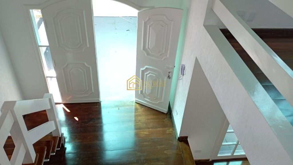 Sobrado à venda e aluguel com 3 quartos, 373m² - Foto 24