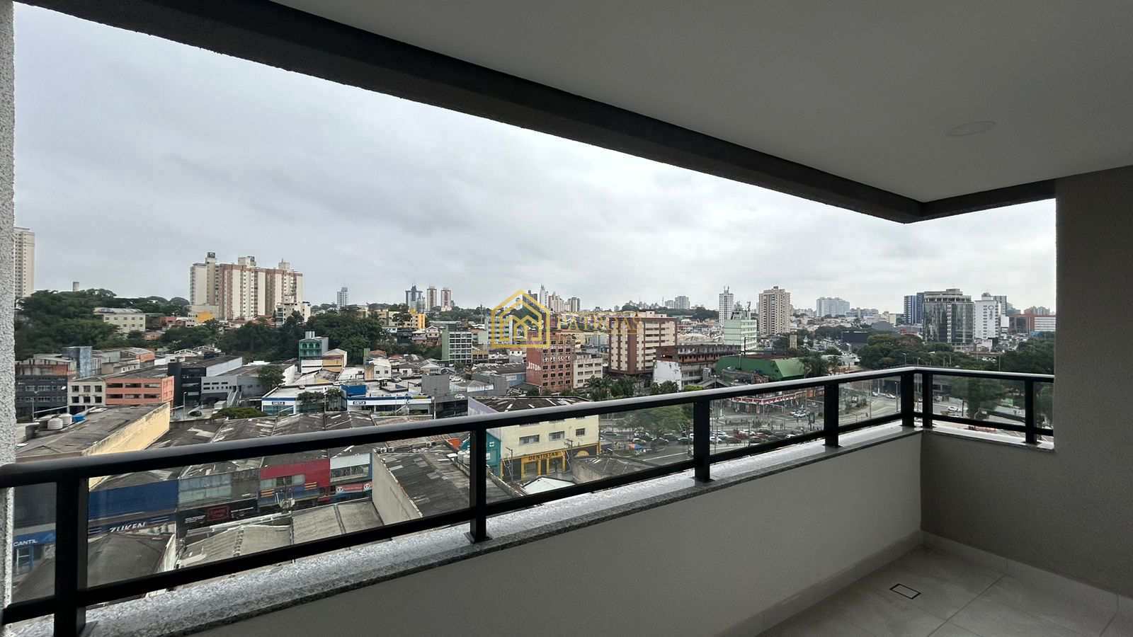 Apartamento à venda com 2 quartos, 60m² - Foto 1