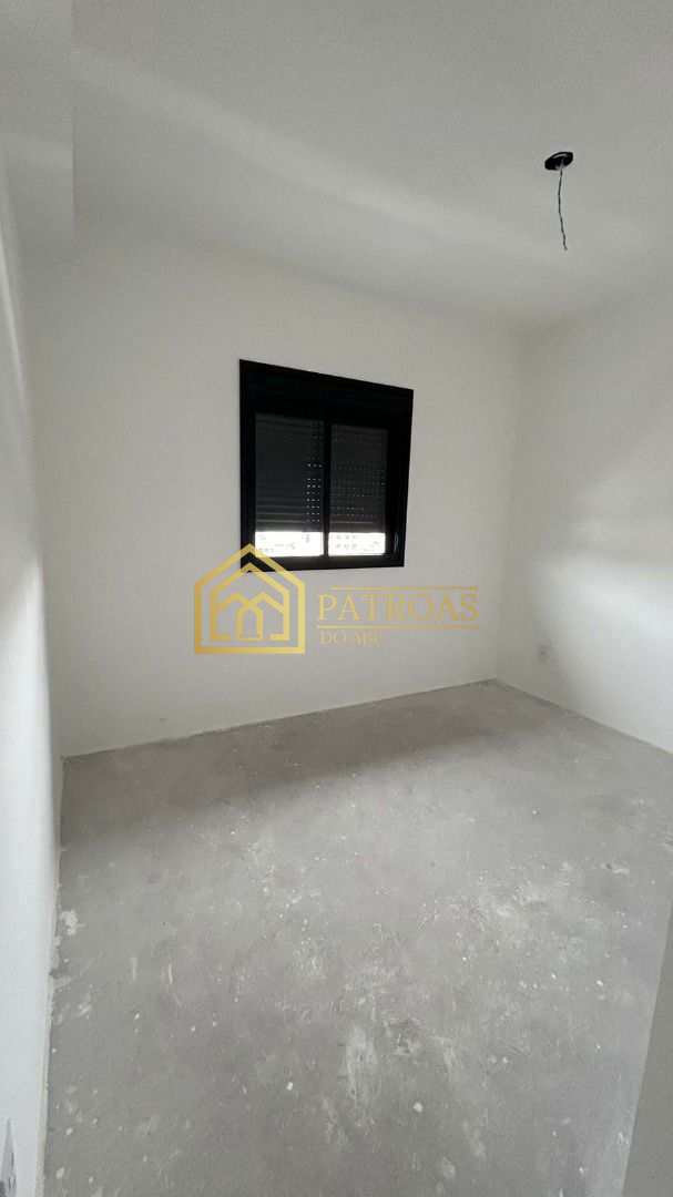 Apartamento à venda com 2 quartos, 60m² - Foto 15