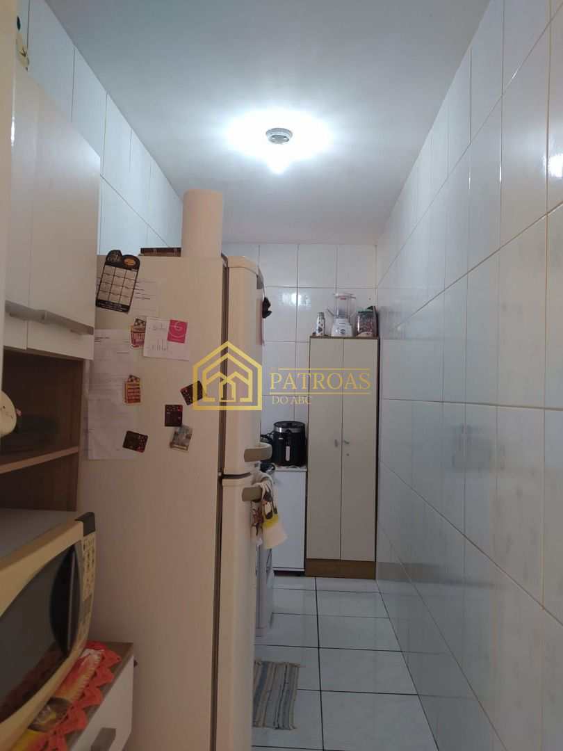 Apartamento à venda com 2 quartos, 45m² - Foto 3