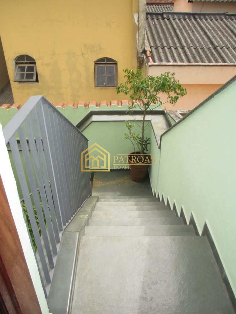 Sobrado à venda com 3 quartos, 220m² - Foto 2