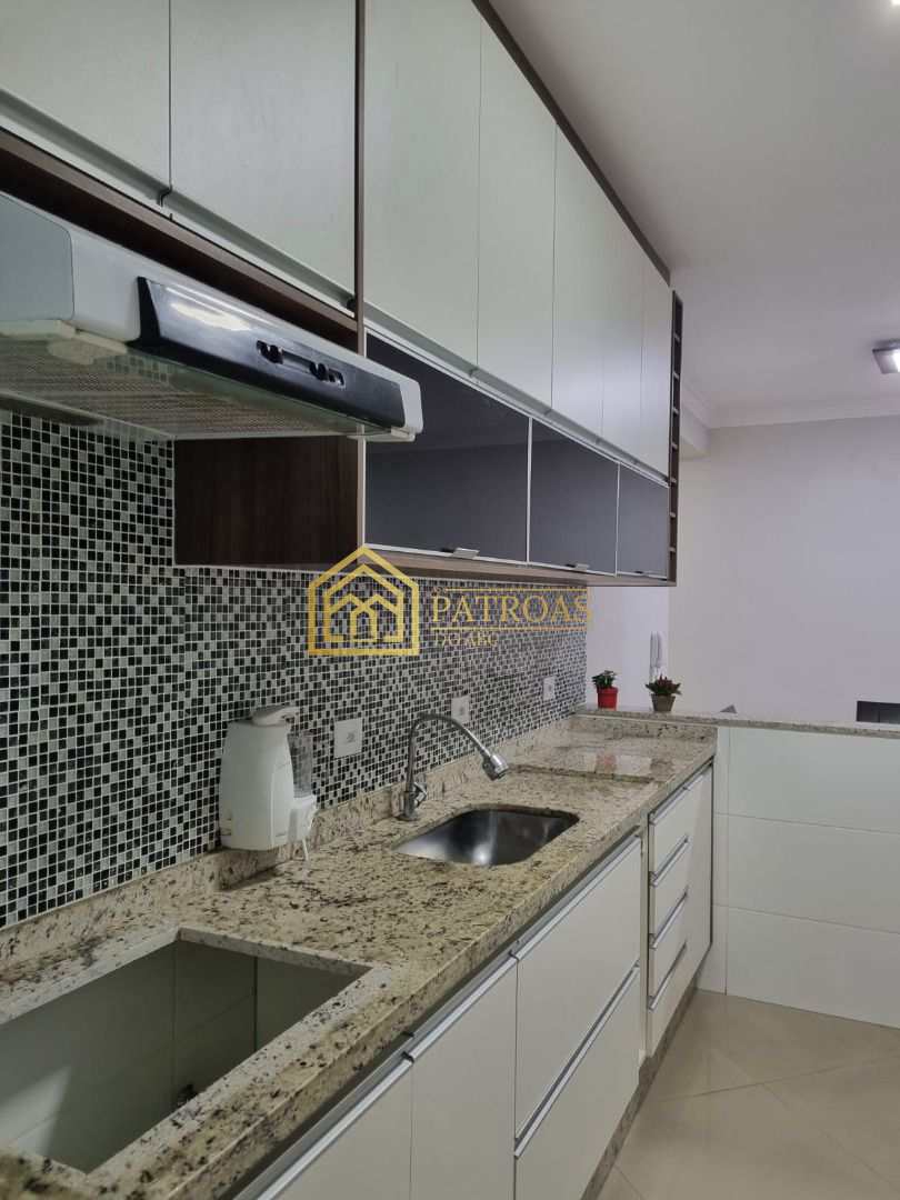 Apartamento à venda com 2 quartos, 62m² - Foto 1