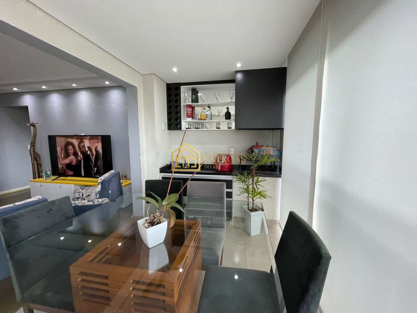 Apartamento à venda com 2 quartos, 81m² - Foto 6