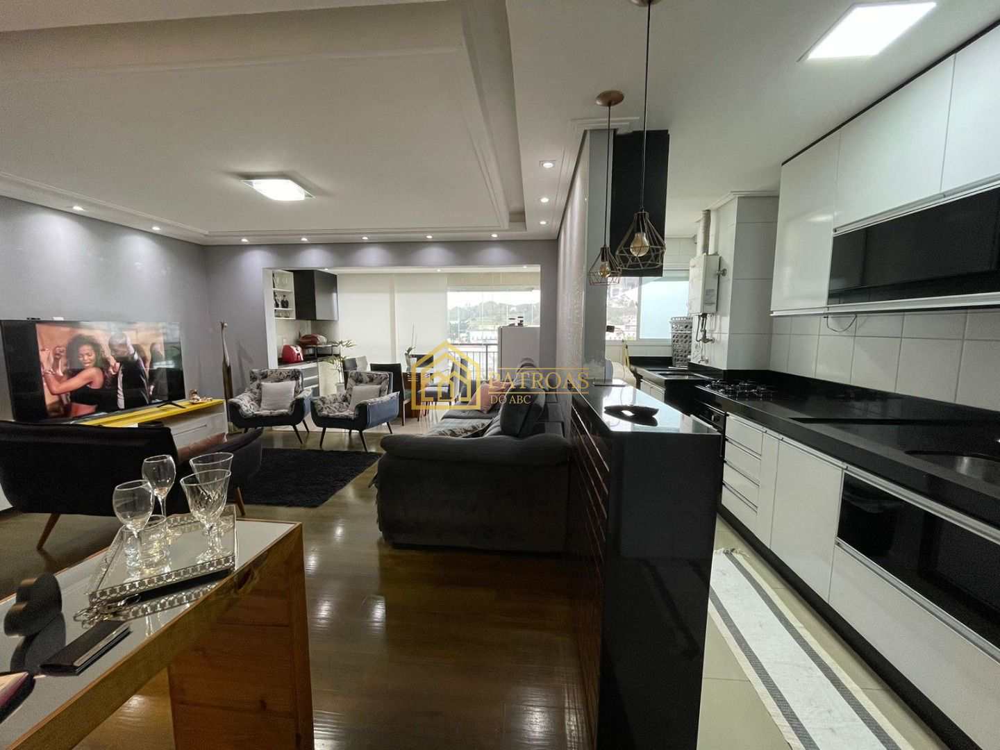 Apartamento à venda com 2 quartos, 81m² - Foto 8