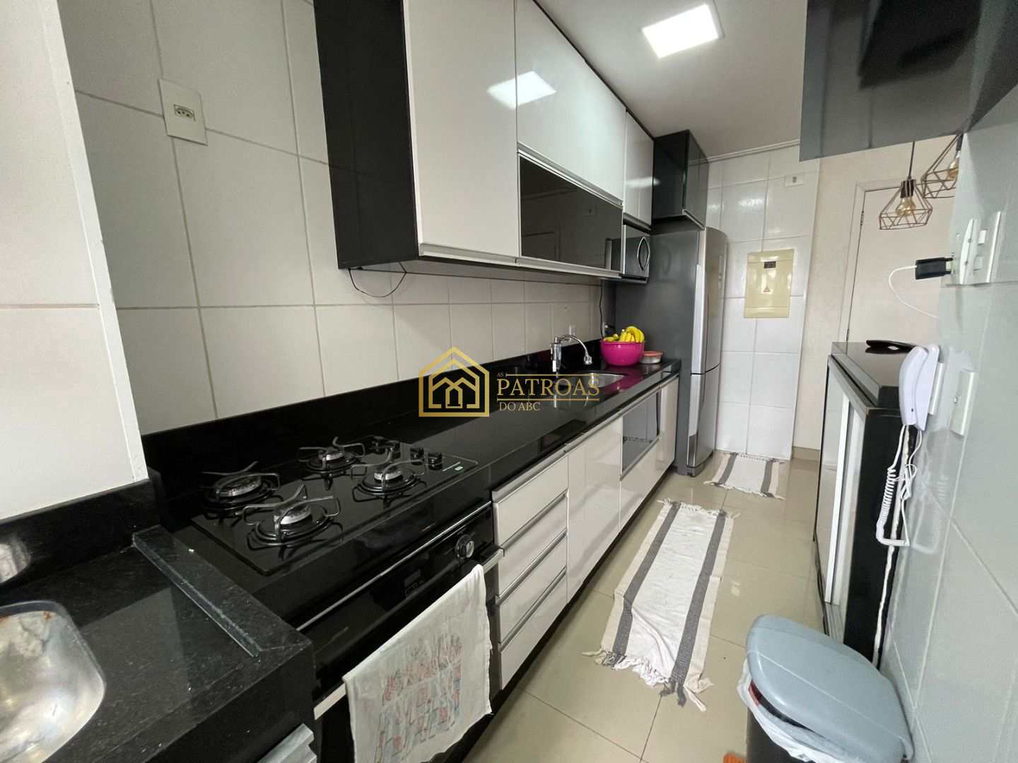 Apartamento à venda com 2 quartos, 81m² - Foto 11