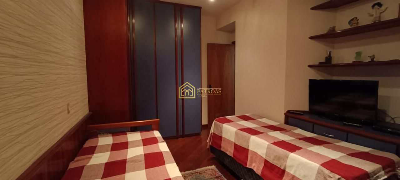 Apartamento à venda com 3 quartos, 156m² - Foto 15