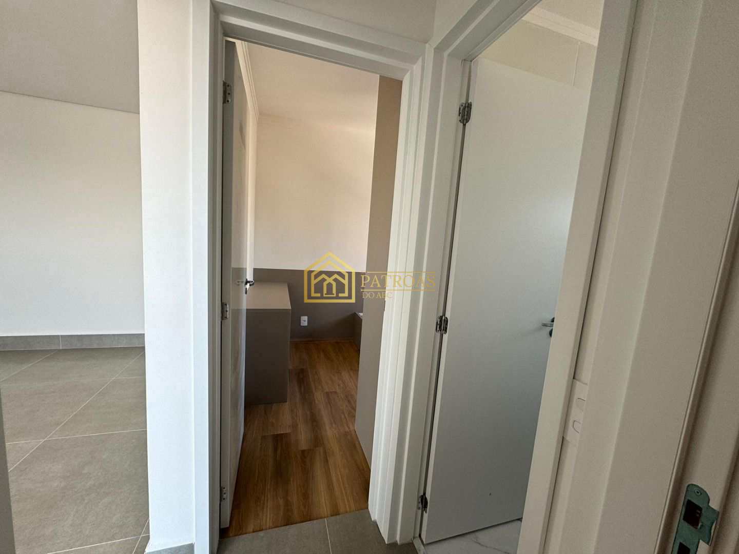 Apartamento à venda com 2 quartos, 55m² - Foto 11