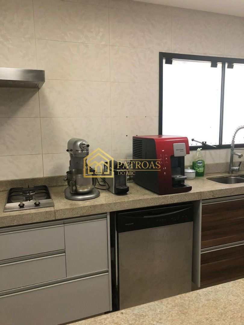 Apartamento à venda com 3 quartos, 206m² - Foto 9