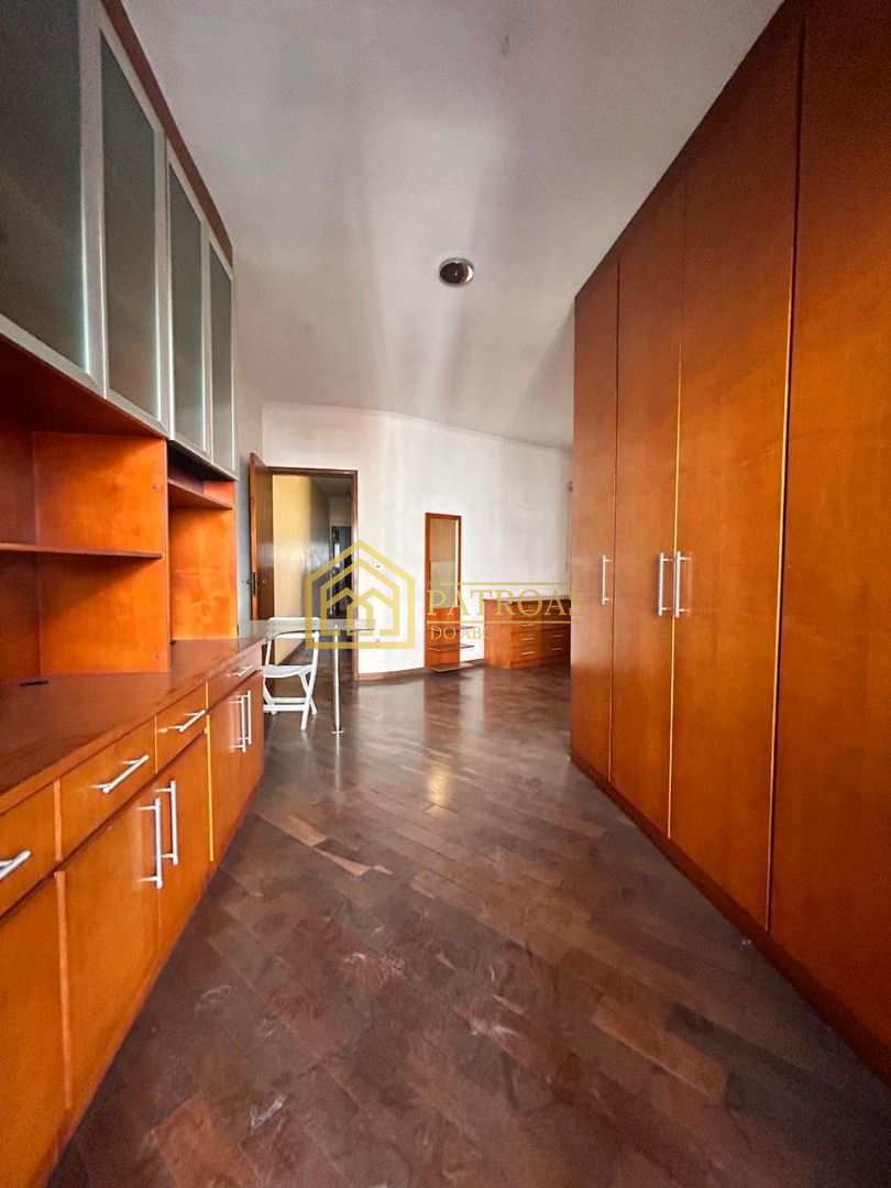 Sobrado à venda com 3 quartos, 291m² - Foto 29