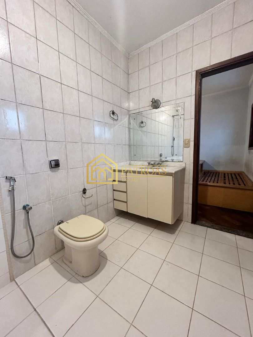 Sobrado à venda com 3 quartos, 291m² - Foto 13