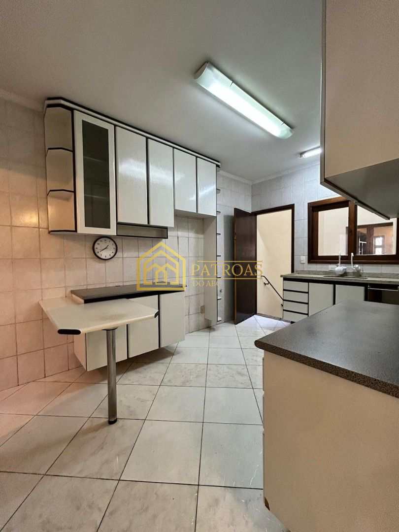 Sobrado à venda com 3 quartos, 291m² - Foto 38