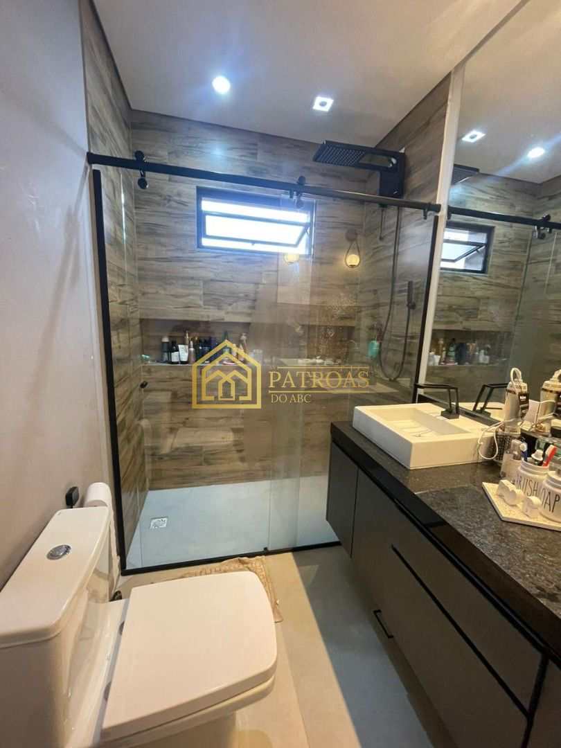 Sobrado à venda com 2 quartos, 250m² - Foto 14