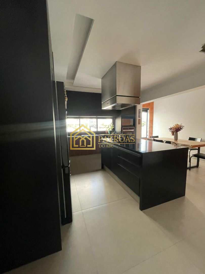 Sobrado à venda com 2 quartos, 250m² - Foto 18