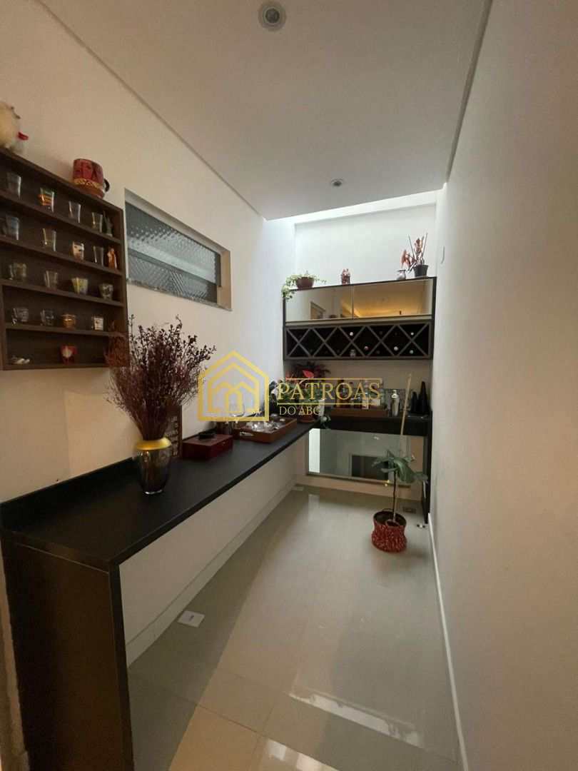 Sobrado à venda com 2 quartos, 250m² - Foto 19