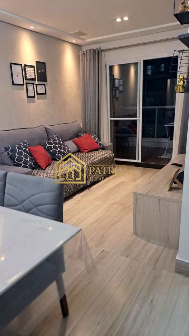 Apartamento à venda com 2 quartos, 93m² - Foto 1