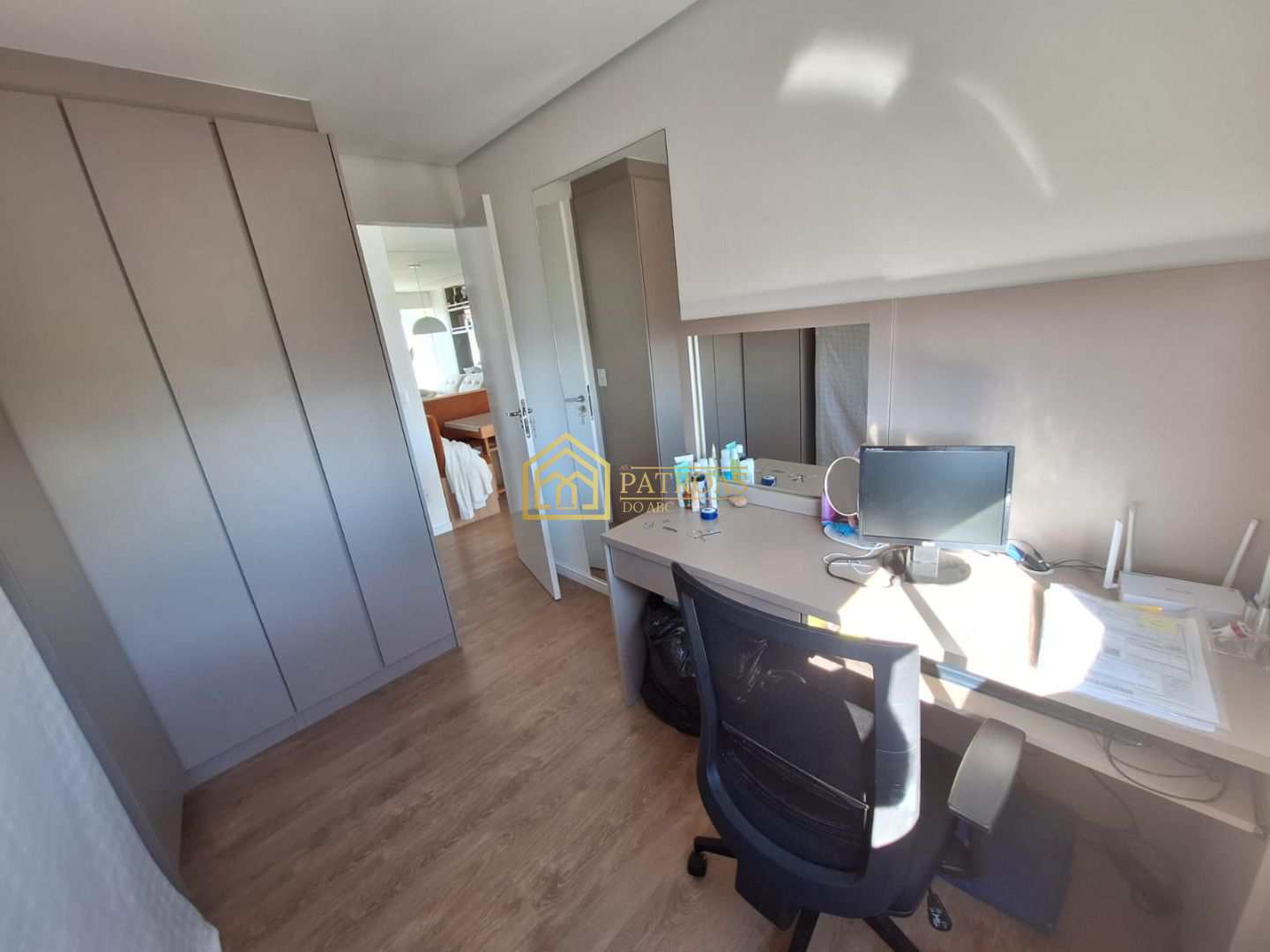 Apartamento à venda com 2 quartos, 55m² - Foto 13