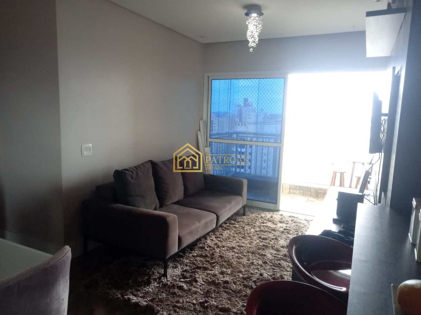 Apartamento à venda com 2 quartos, 74m² - Foto 2