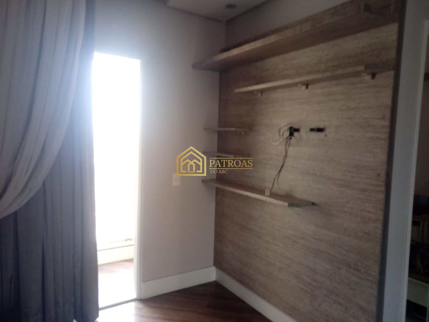 Apartamento à venda com 2 quartos, 74m² - Foto 4