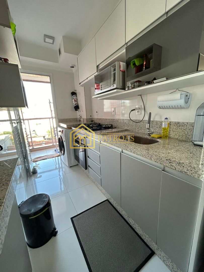 Apartamento à venda com 2 quartos, 57m² - Foto 5