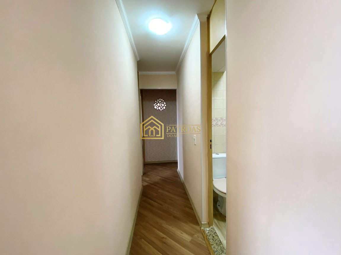 Apartamento à venda com 3 quartos, 90m² - Foto 8