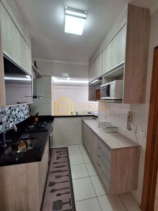 Apartamento à venda com 2 quartos, 60m² - Foto 6