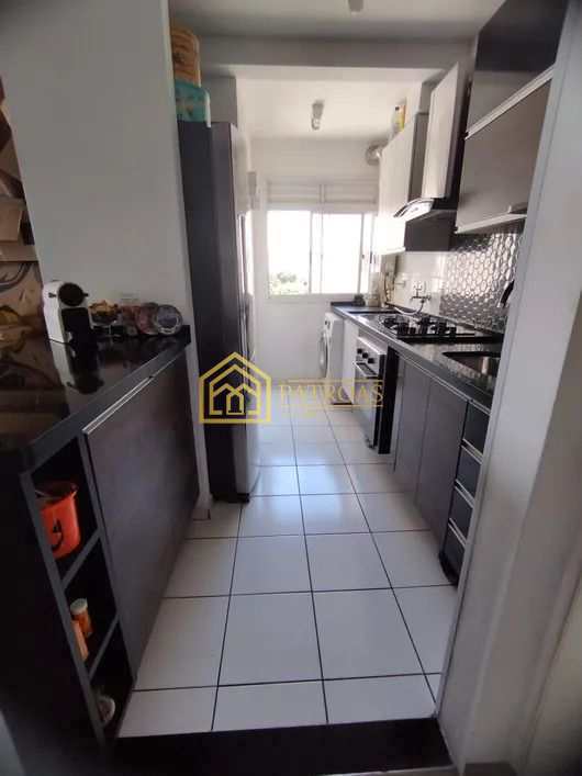 Apartamento à venda com 2 quartos, 52m² - Foto 3