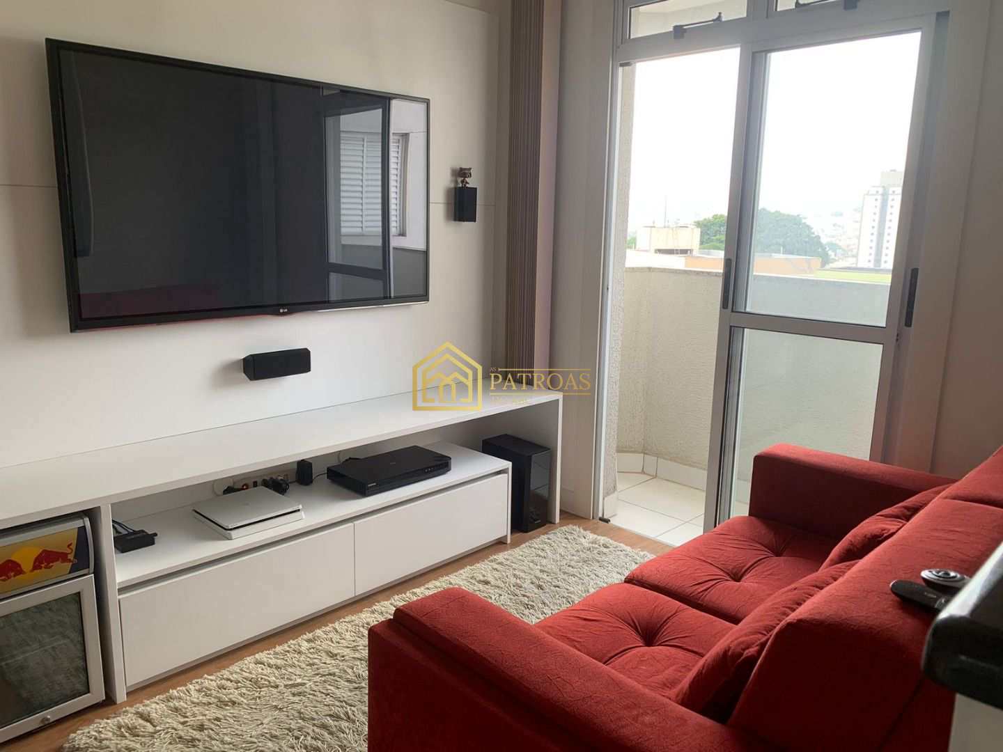 Apartamento à venda com 1 quarto, 44m² - Foto 1