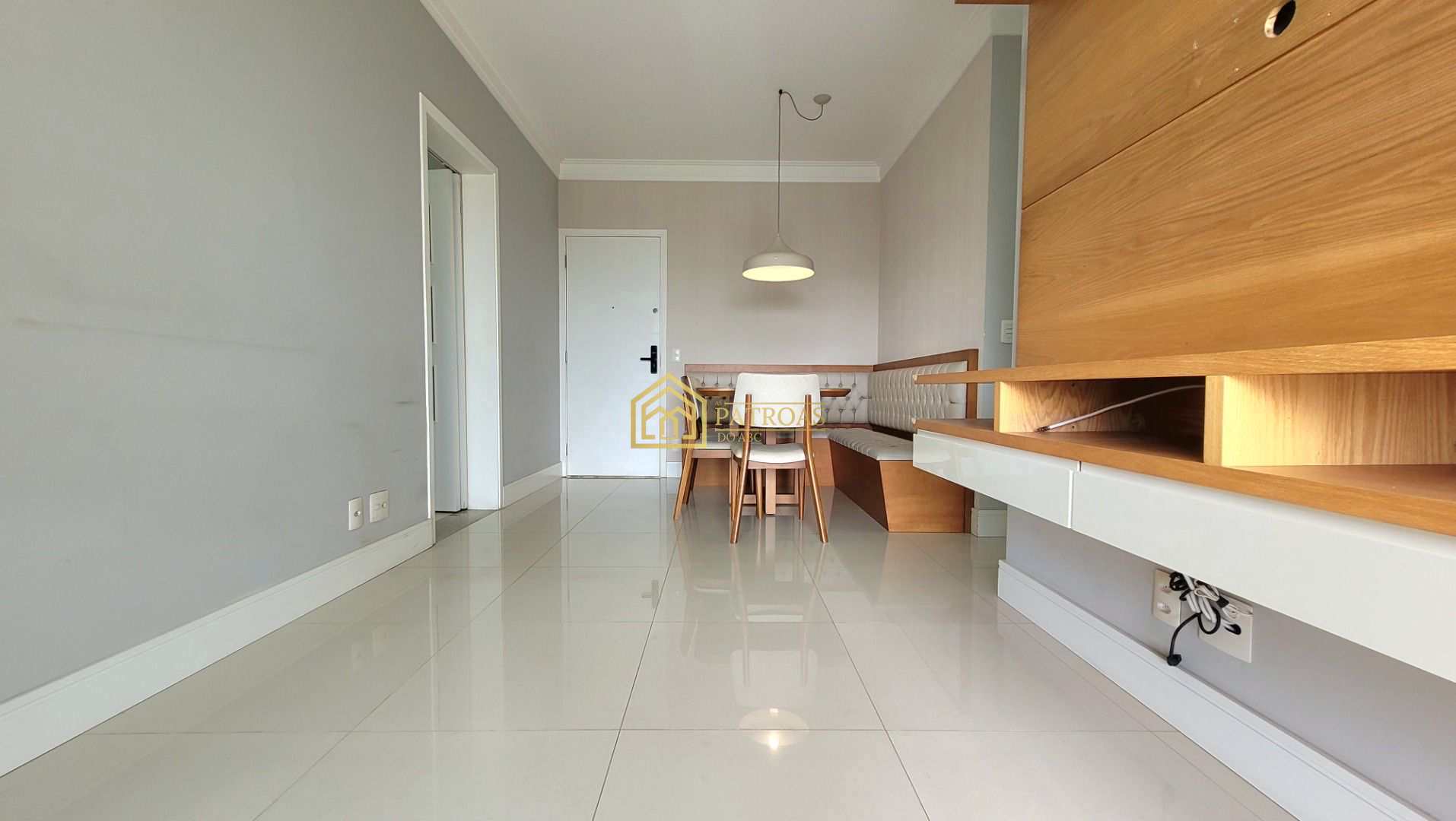 Apartamento à venda com 2 quartos, 77m² - Foto 8