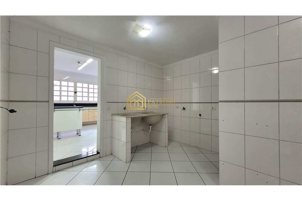 Casa à venda com 4 quartos, 336m² - Foto 19