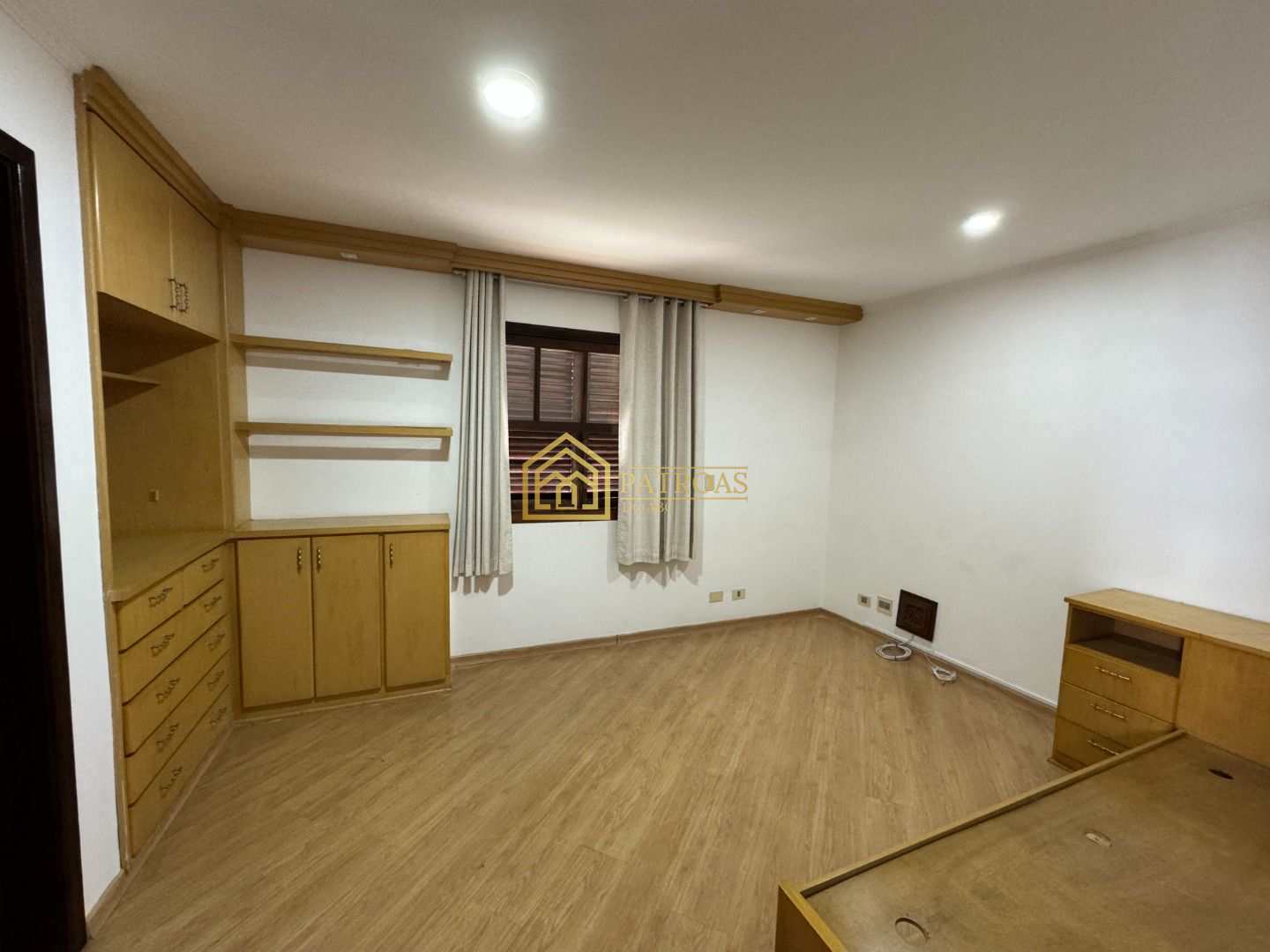 Sobrado à venda com 4 quartos, 361m² - Foto 31