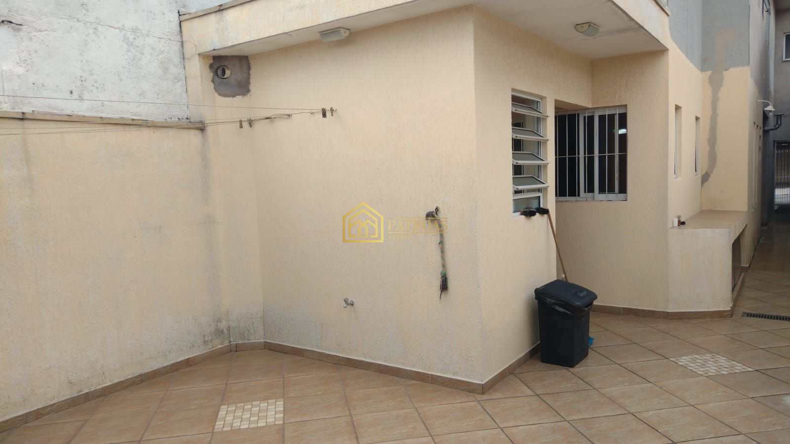 Sobrado à venda com 4 quartos, 250m² - Foto 29