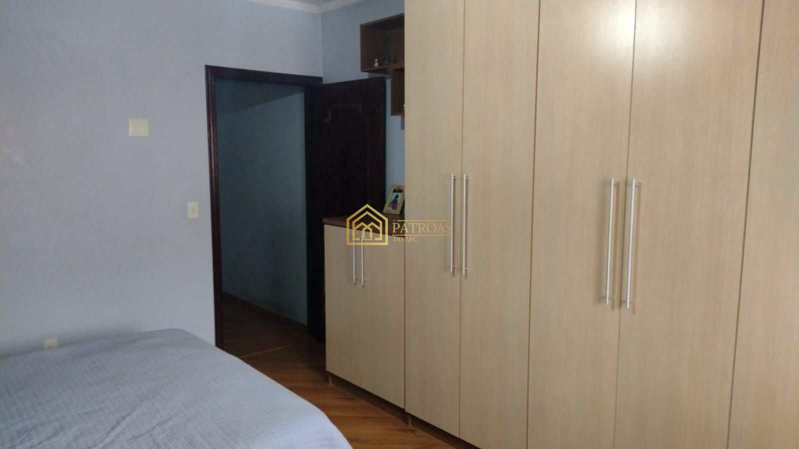 Sobrado à venda com 4 quartos, 250m² - Foto 8