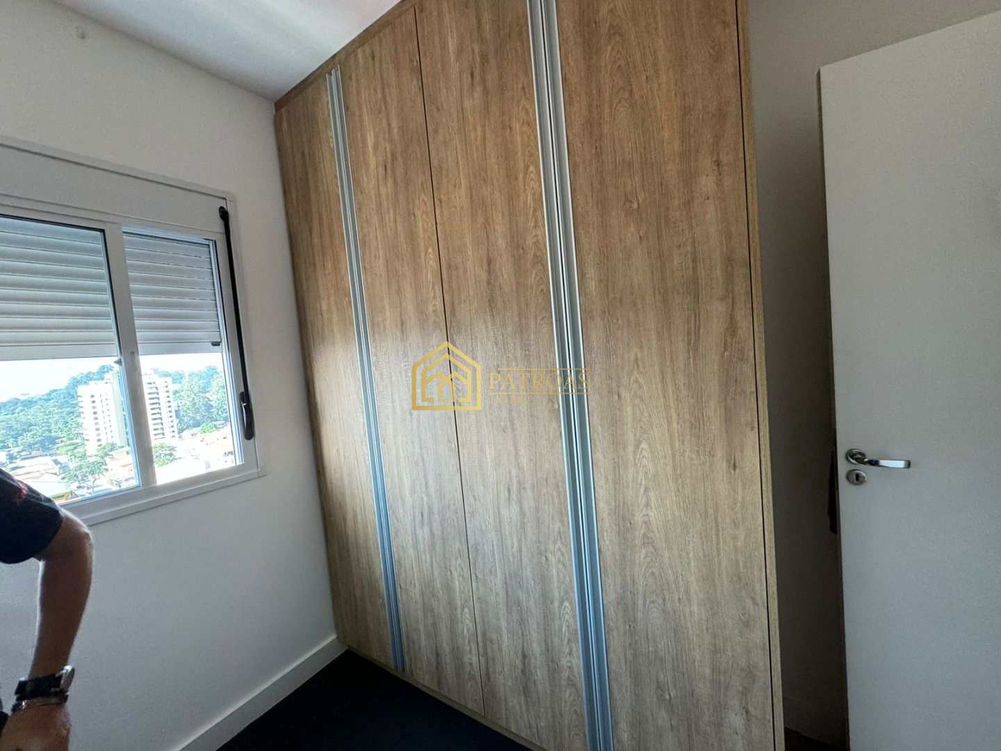 Apartamento à venda com 2 quartos, 64m² - Foto 11