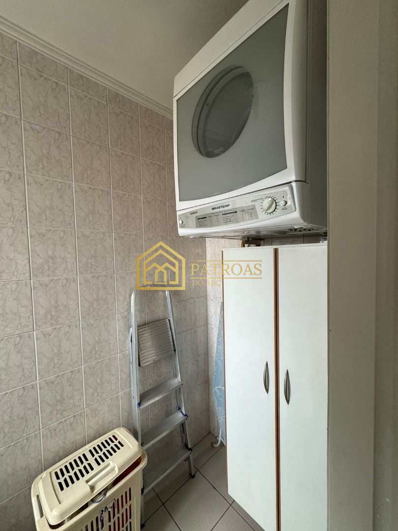 Apartamento à venda com 2 quartos, 64m² - Foto 14