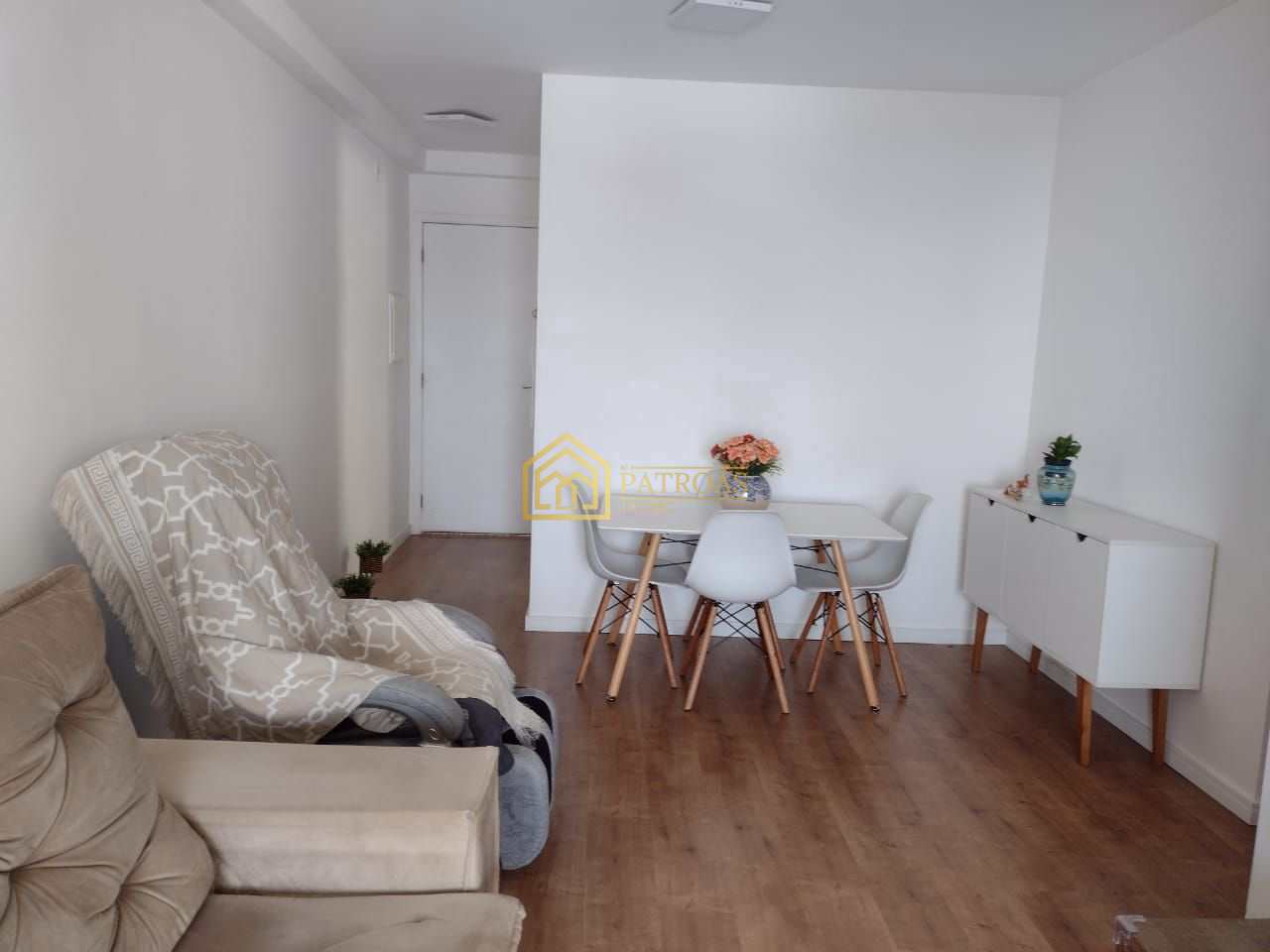 Apartamento à venda com 3 quartos, 70m² - Foto 1