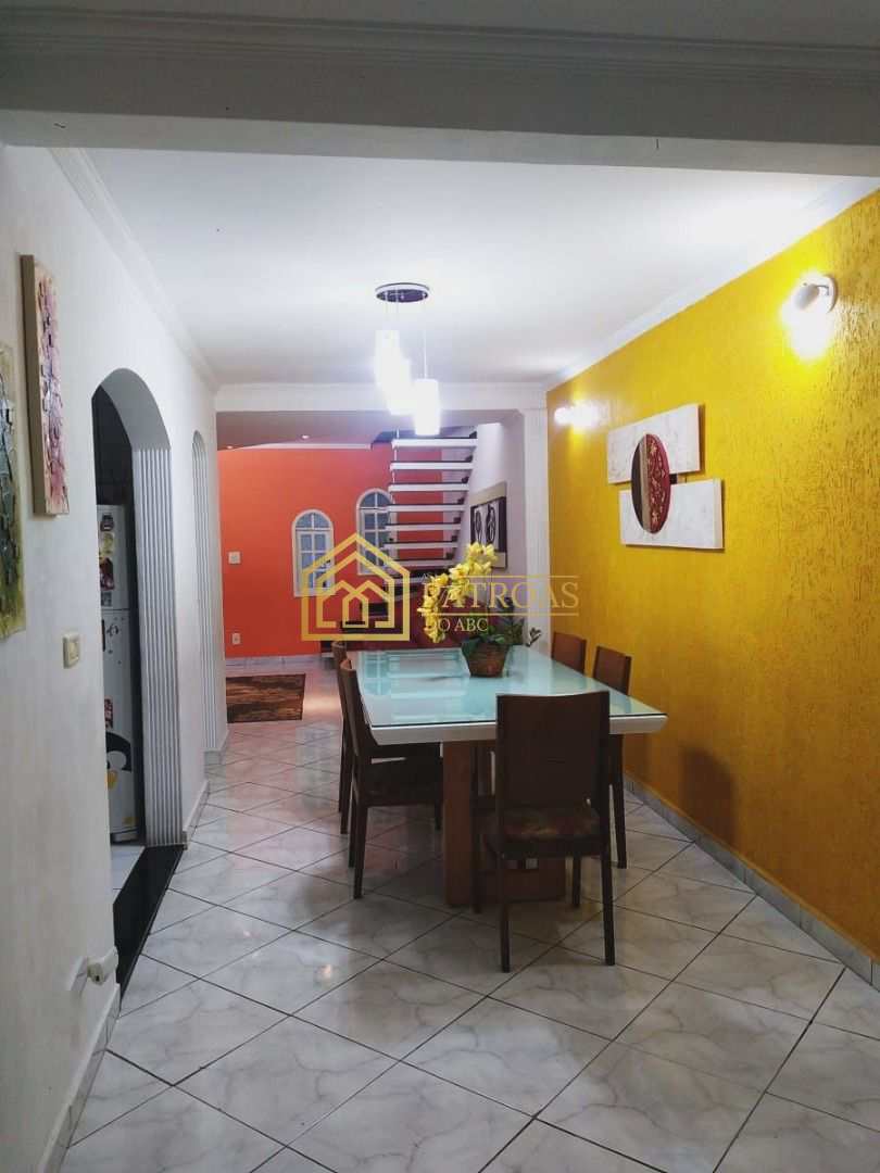 Sobrado à venda com 3 quartos, 242m² - Foto 3