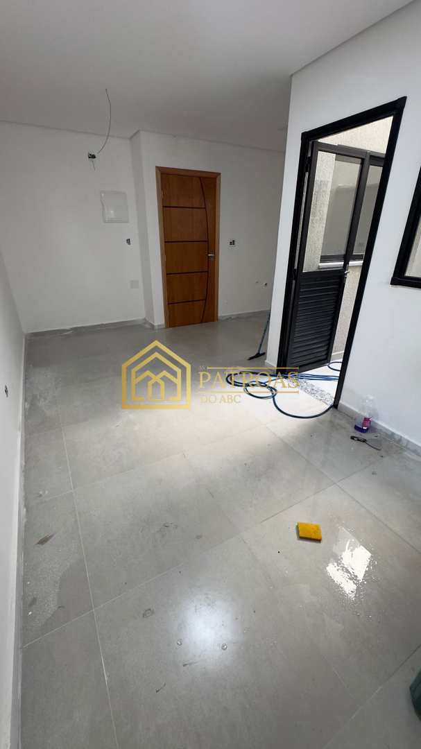 Apartamento à venda com 2 quartos, 42m² - Foto 3