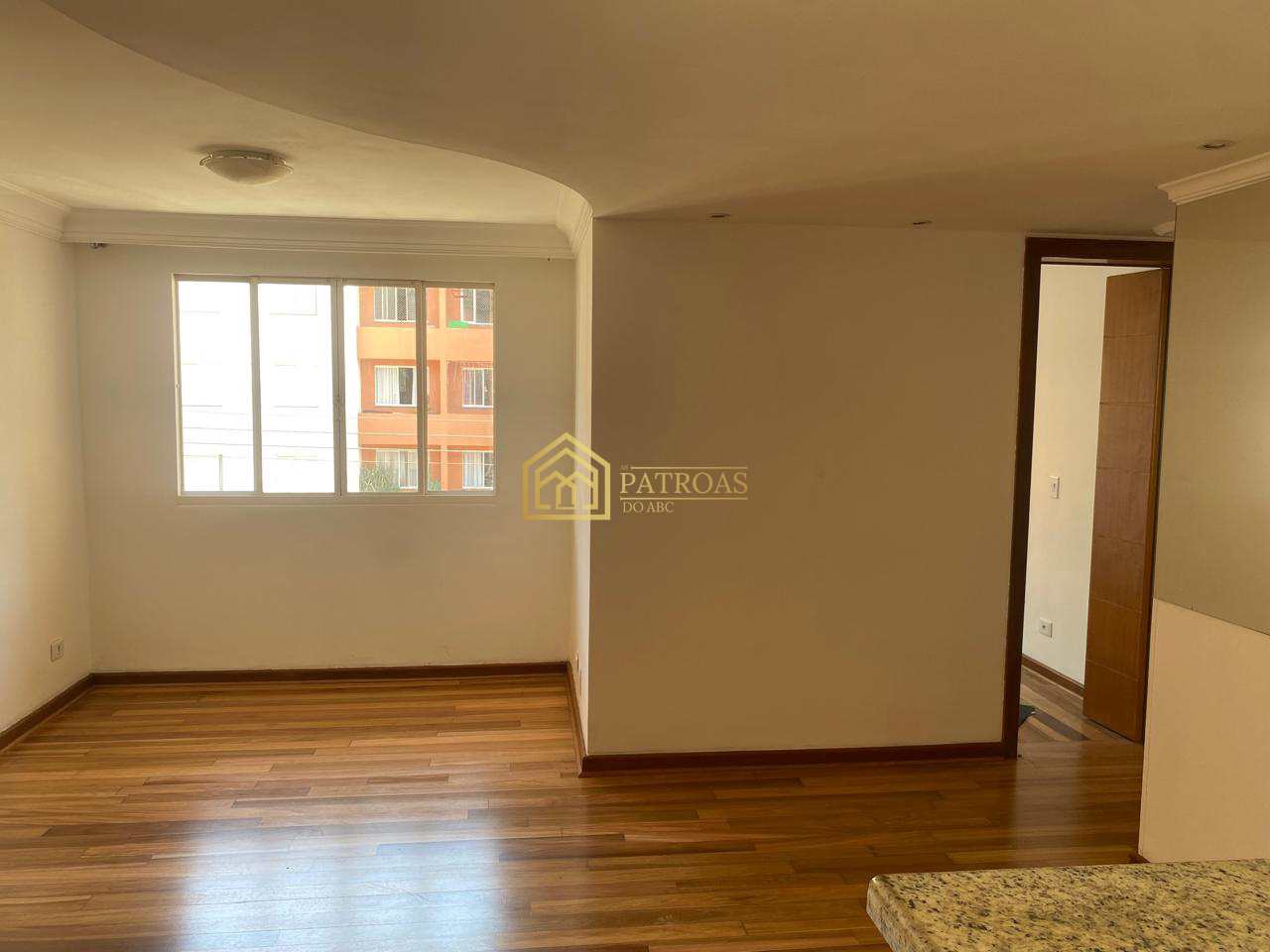 Apartamento à venda com 3 quartos, 64m² - Foto 2