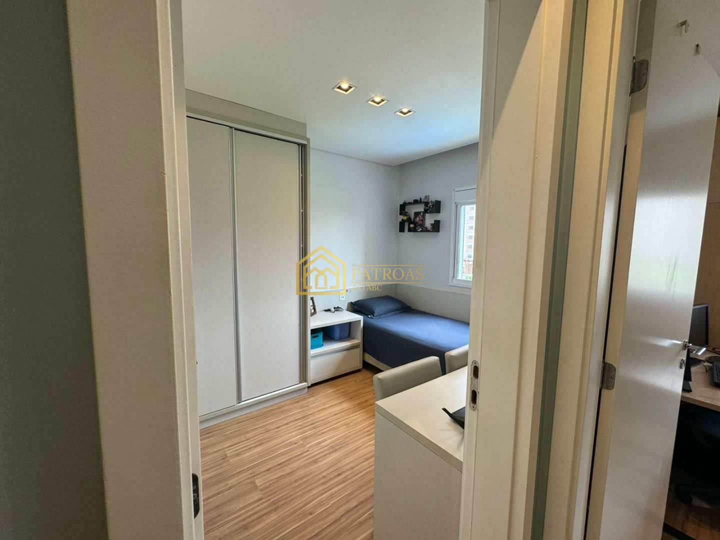 Apartamento à venda com 3 quartos, 106m² - Foto 25