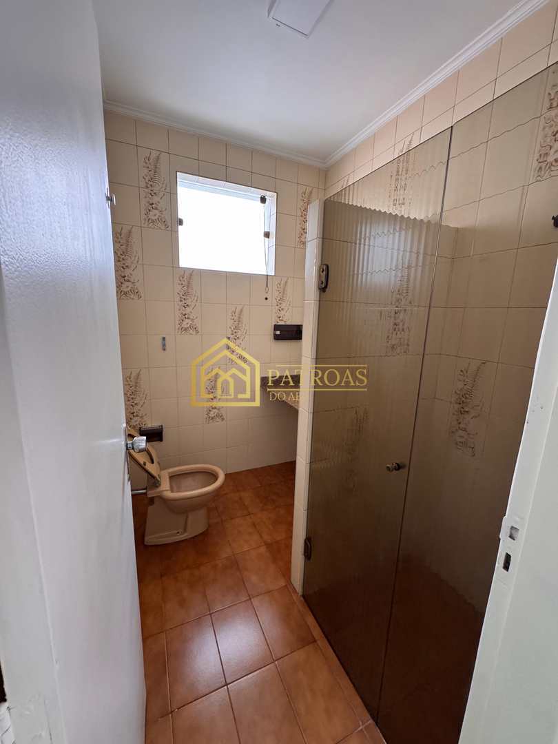 Sobrado à venda com 3 quartos, 210m² - Foto 38