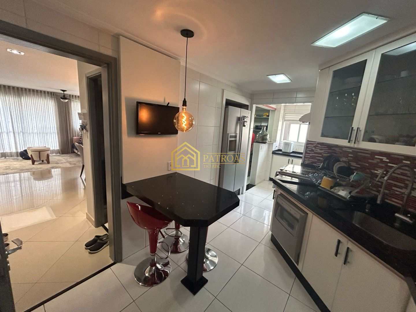 Apartamento à venda com 3 quartos, 167m² - Foto 5