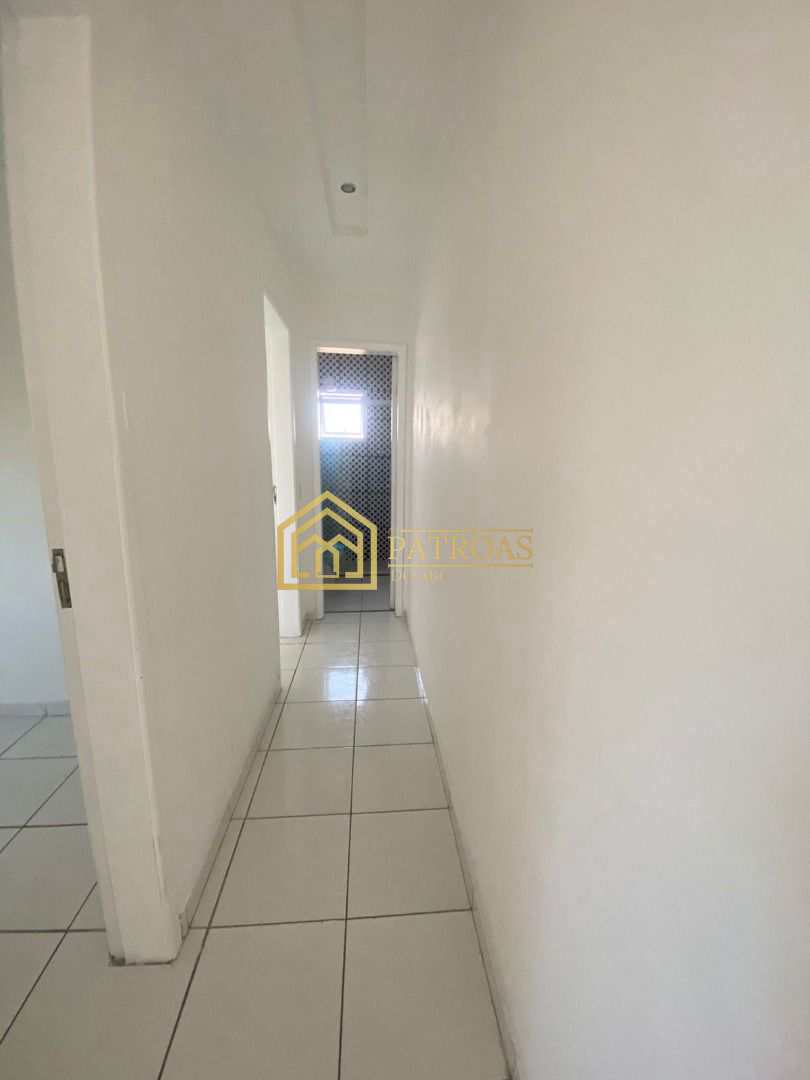 Cobertura à venda com 2 quartos, 84m² - Foto 4